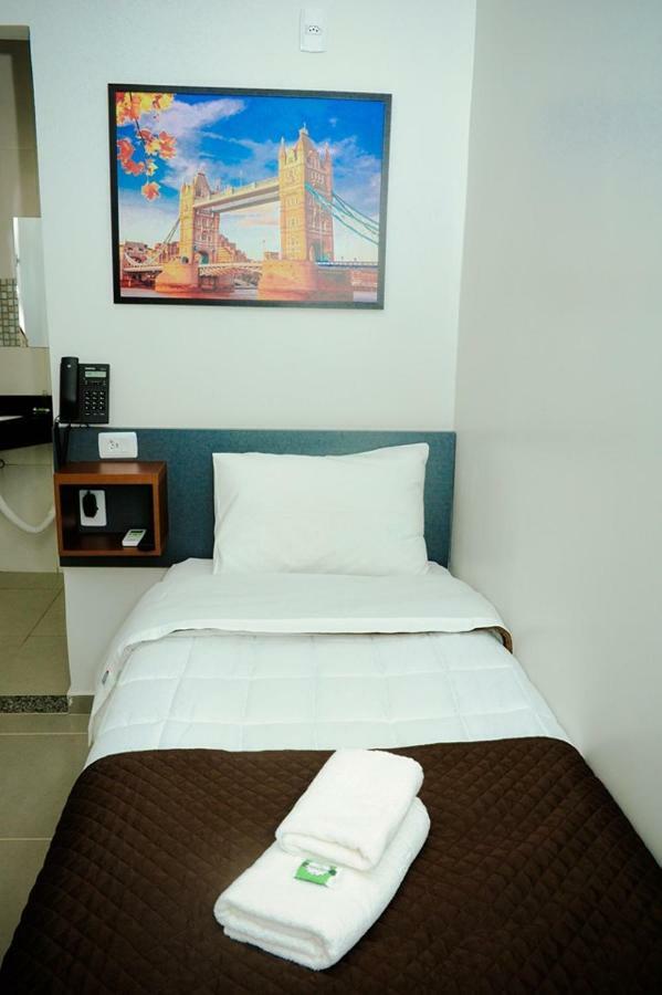London Executive Hotel Cafelandia  Экстерьер фото